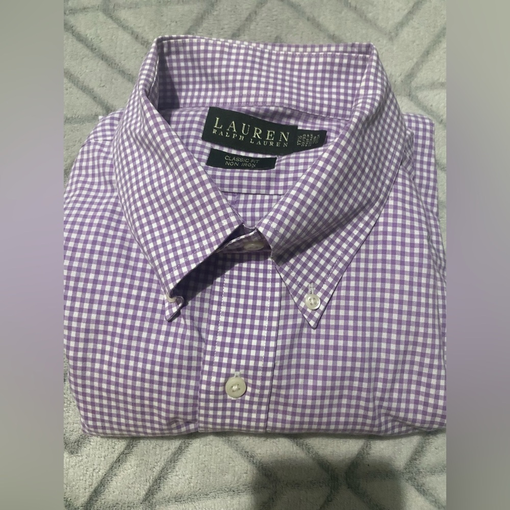 Long sleeve purple coller shirt